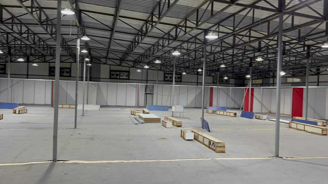 IbrahimDSY1's tweet photo. @ShehabiFares
Under almost impossible conditions and without any fairgrounds, depending only on the will and determination of our work team, working day and night to hold the first international export exhibition in Aleppo since twenty years.
#SyriaRises #SyriaPrevails ❤️🇸🇾 https://t.co/8qnbyQI4UC