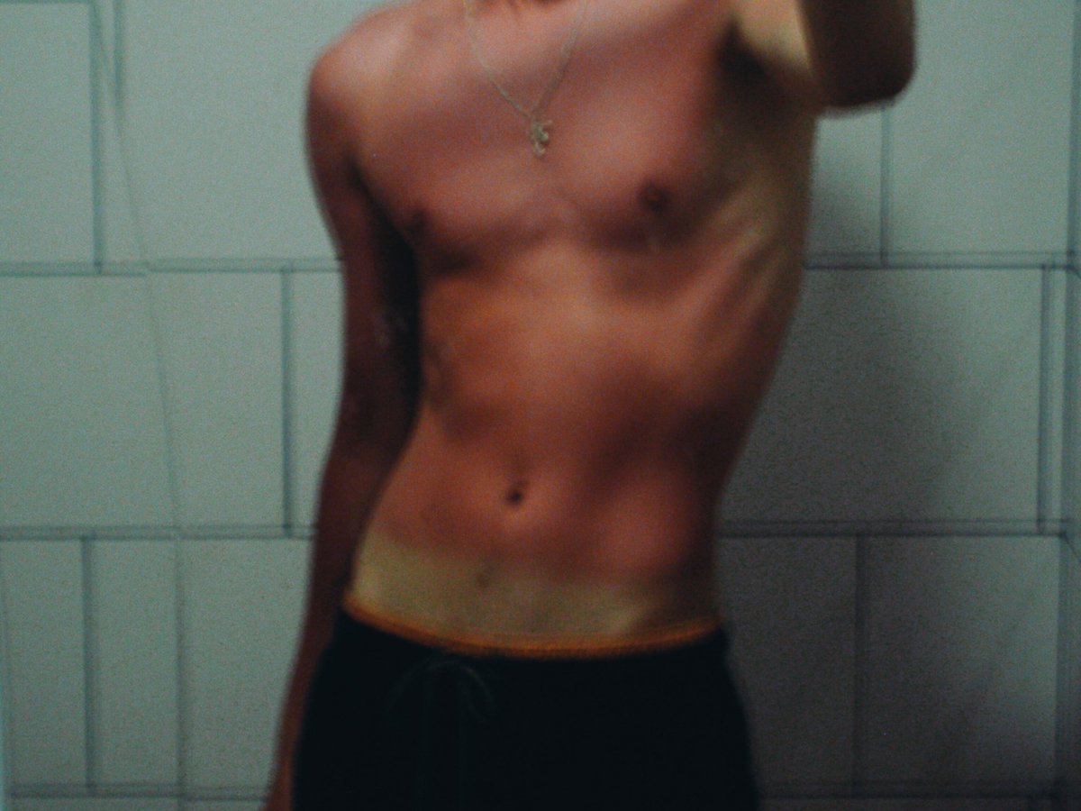 он сгорел… почернел