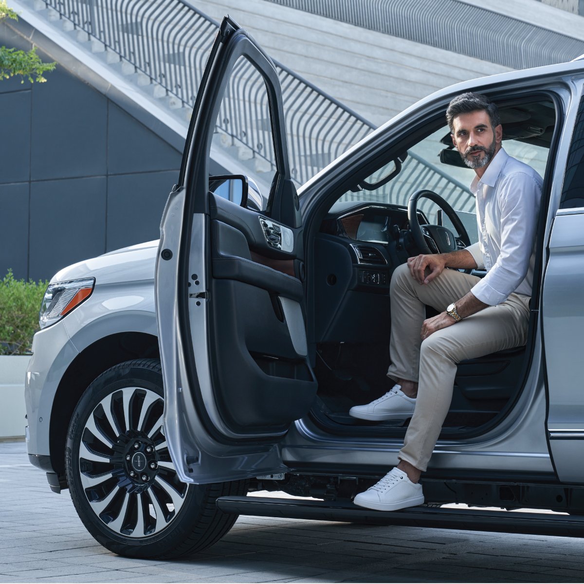 جاهزون لانطلاقة أسبوع جديد بصحبة لينكون #نافيجيتور