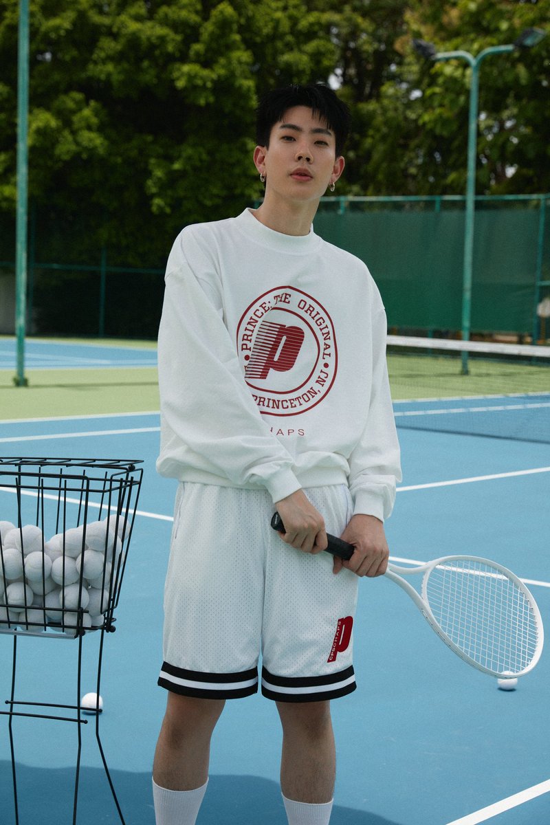 cps_label's tweet photo. Tennis Time | ออฟ @off_tumcial นำเสนอลุค Athletic Loungewear ในสไตล์เรทโทรเทนนิสที่ทวิสความเท่ มีสไตล์แบบ PRINCE x CPS CHAPS 🖤

ช้อปเลย ที่ CPS CHAPS ทุกสาขา
และ https://t.co/51KN3xfFex 

#CPSCHAPS #PRINCExCPSCHAPS #OffJumpol https://t.co/aWWsAtsEz5