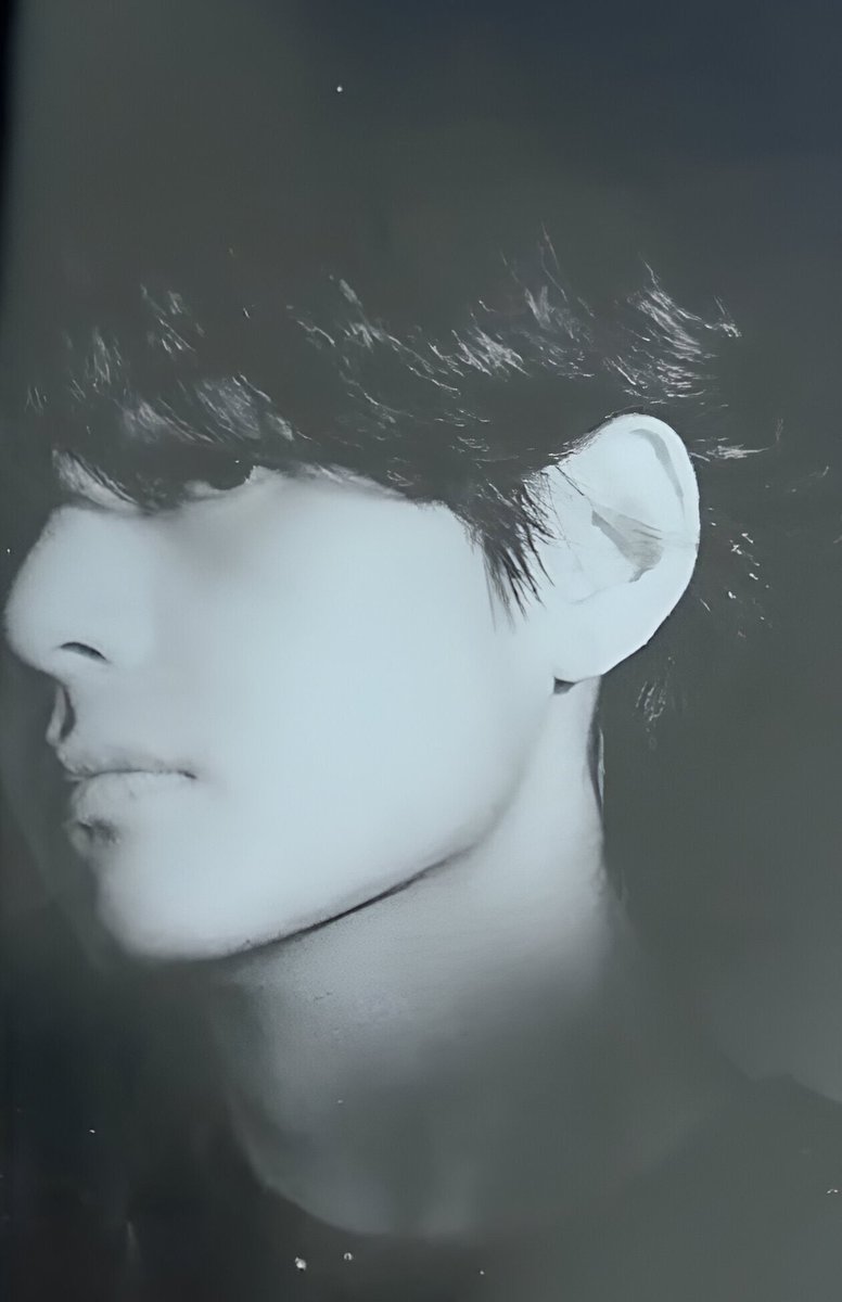 wow kim taehyung 🫠