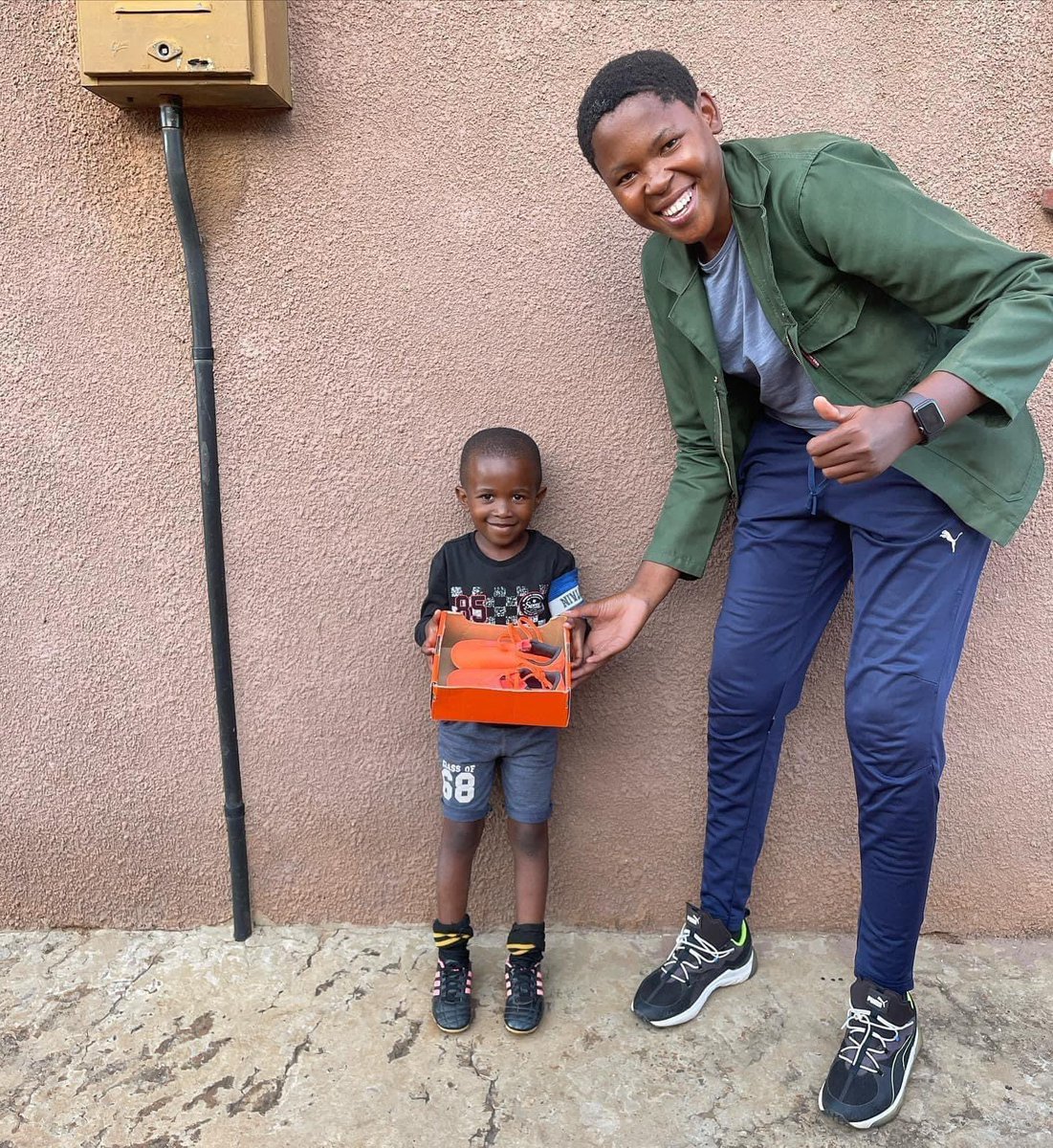 snap_vino's tweet image. Leadership has no Age Restrictions🤞🏽
Some people are born leaders ©️