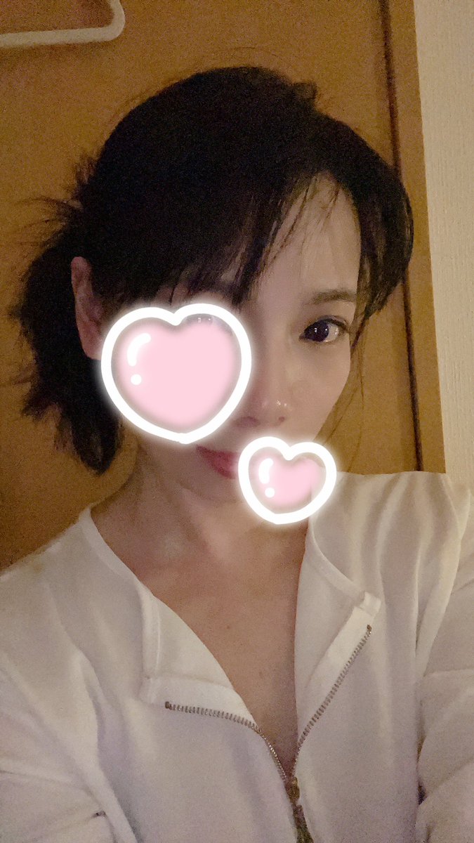 sakura070402233's tweet photo. こんにちは！
暑い日続いていますね
皆さま体調崩してませんか？

私は、子供が夏休みだったので
函館行ったり帰省したりと
普段出来ない事をさせて頂いてました🎶
初のエスコン行ったりも⚾️
色々楽しかったです✨
先週から通常営業させて頂いてます
時間の都合付けれますので
ご連絡お待ちしてます💕 https://t.co/6IPcr5w7XP