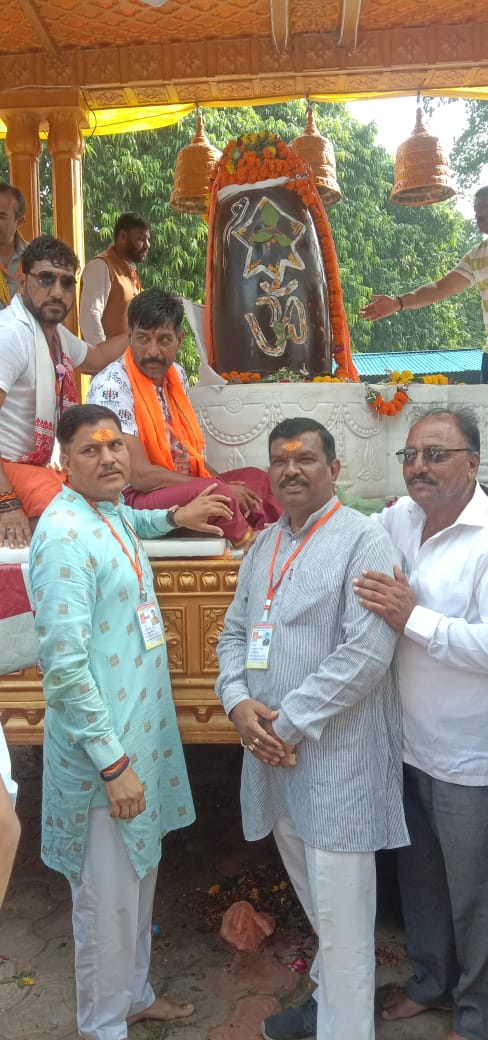 राम लला में स्थापित होने जा रहे अबधेश्वर महादेव शिवपुरी से प्रस्थान