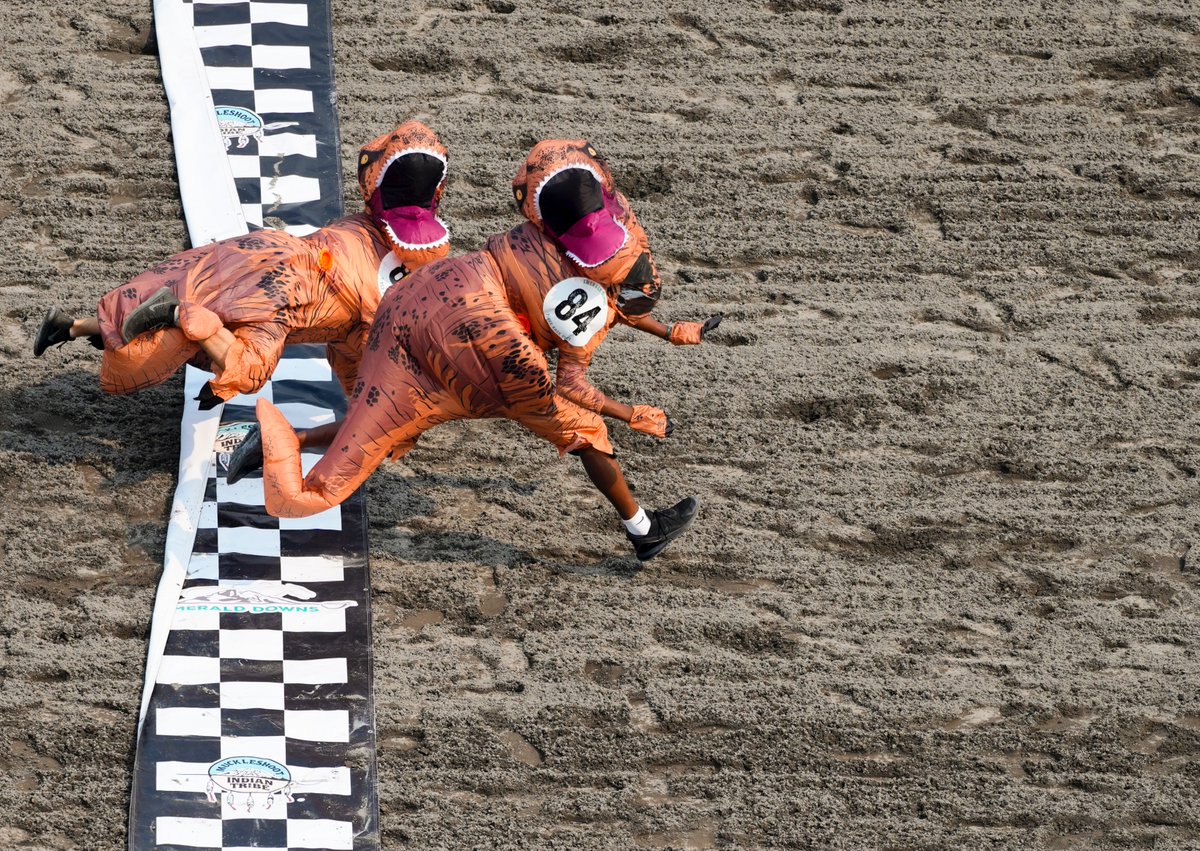 lindseywasson's tweet photo. More from the #TRex World Championship Races at @EmeraldDowns, for @AP_Images https://t.co/Bdh4XKvp91