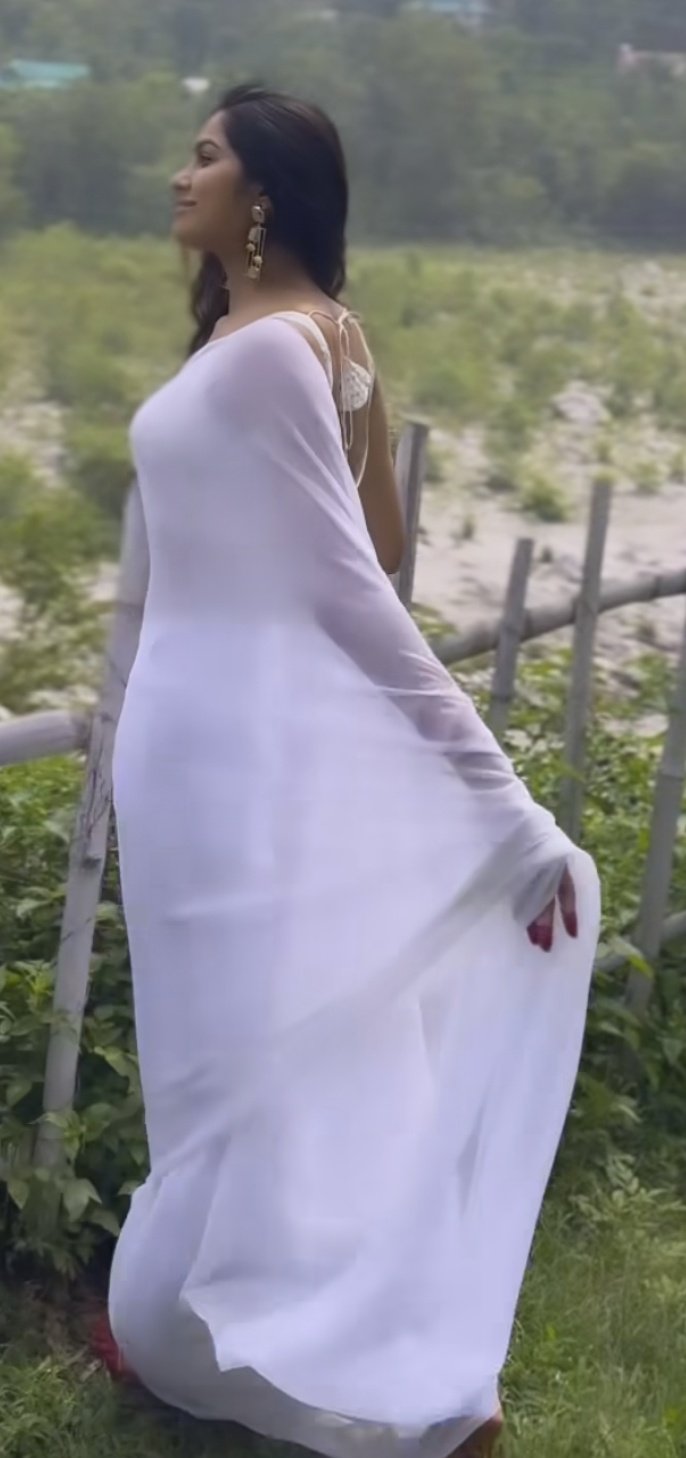 F4CG_N_WMAAlW4M?format=jpg&name=large