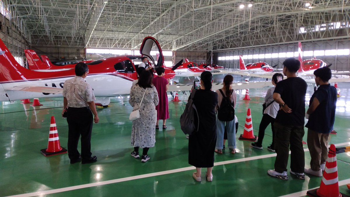 航空大学校　ネクタイピン　40周年記念