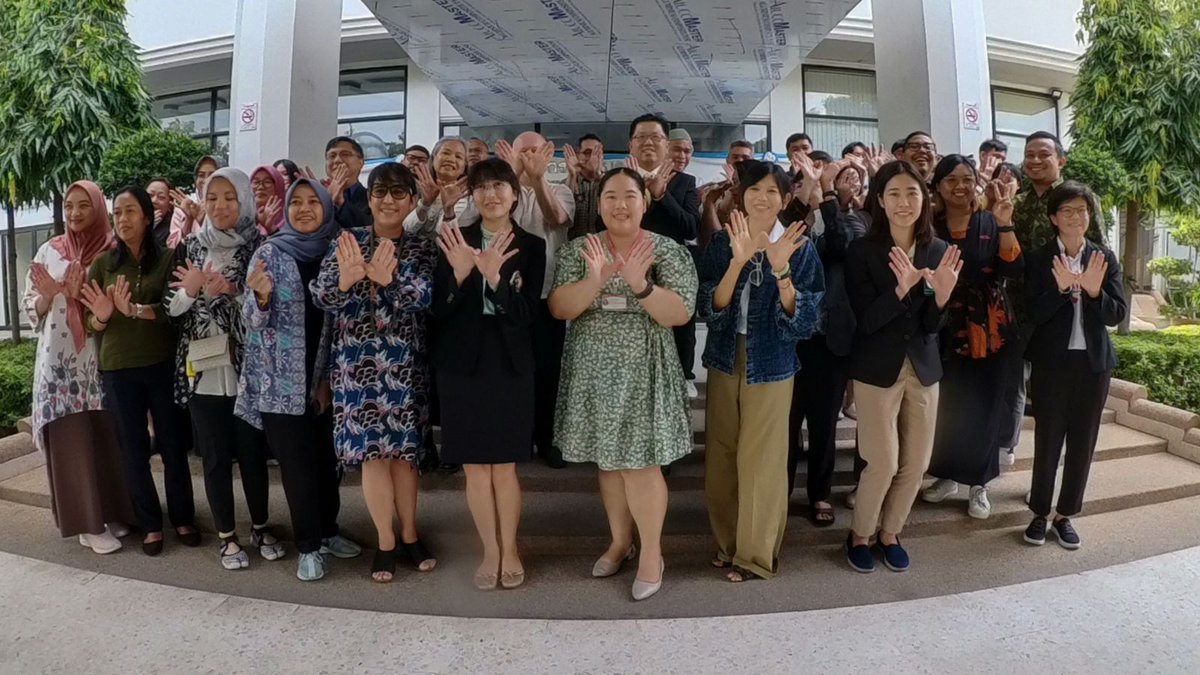 unaids_id's tweet photo. 🌍🤝 Bridging Borders: Embarking on a South-to-South Learning Journey with Thailand! 🇮🇩🇹🇭 Dive into the thread for valuable insights on HIV Prevention, Treatment, and Combating Stigma in Healthcare. Let's learn and grow together! #HIVAwareness #SouthToSouthLearning #UNAIDS https://t.co/lI6kdcIBTv