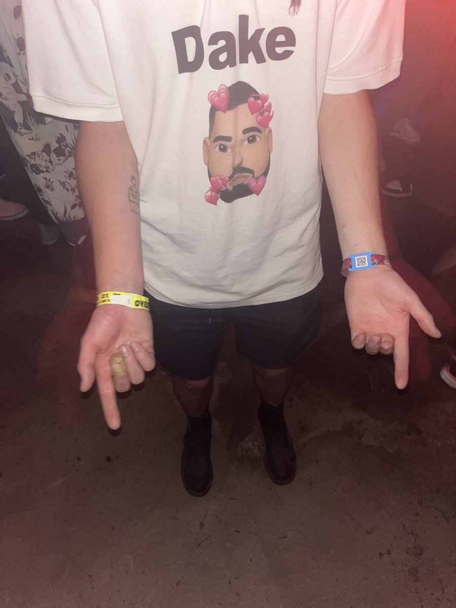 fuckgrace_'s tweet photo. @dake https://t.co/dyX4ePY8De