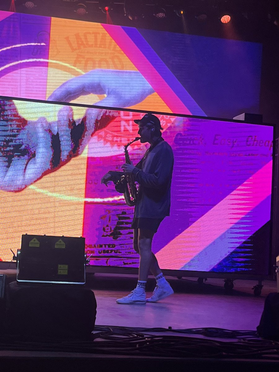 shammson's tweet photo. @Griz You mean so much to ME! Rode the rail for the first time at your set so I could make some great memories before you stop touring and got some super awesome pics!! You are truly the best dude. And I made it into the secret dreams video they made for you 🥹 https://t.co/RQbK6qk4NA