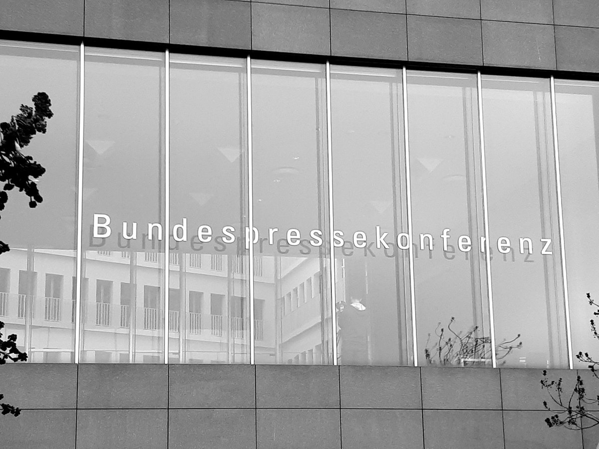 Die Stellungnahme und der Prüfbericht werden morgen Di, 22.8., um 10 Uhr auf der Bundespressekonferenz veröffentlicht und hier verfügbar sein: expertenrat-klima.de