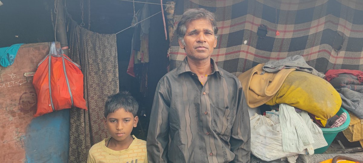 Amar Ravidas, a wastepicker from Buapur, Ghaziabad talks to DASAM about the lack of water, electricity & sanitation facility in his basti. While wastepickers work towards cleaning the city, they faced difficulty in living among the waste, especially in the recent rainfalls.