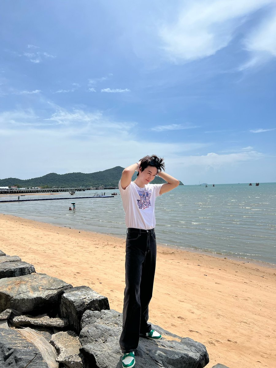 napat_un's tweet photo. 🌊☁️ https://t.co/NlXqQUUDuL