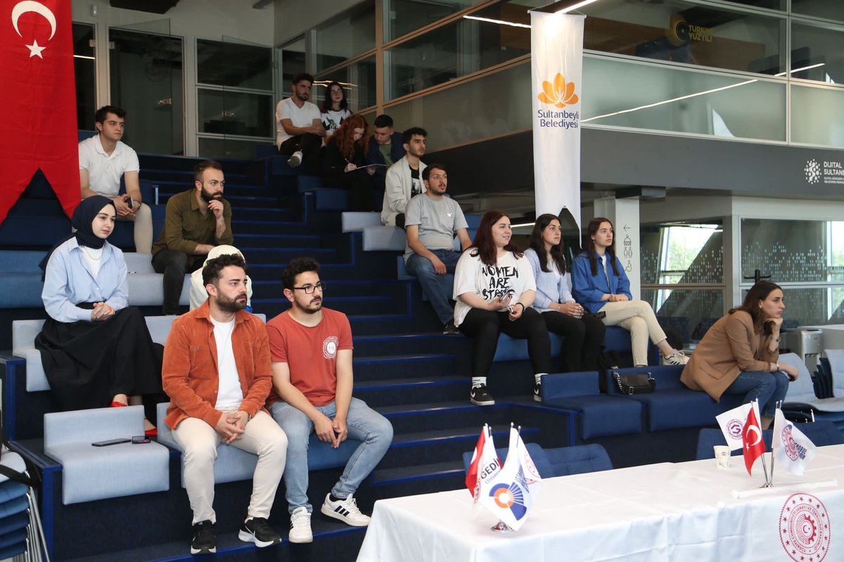 istkaorgtr's tweet photo. Sanayi sektöründe nitelikli işgücünün yetiştirilmesi için desteklediğimiz SANAL-ARK proje çalışmaları devam ediyor.🏭

@gedikedu'nun yürüttüğü proje ile robotik kaynak, sanal gerçeklik destekli kaynak, su altı kaynakçılığı eğitimleri veriliyor.

Detaylar👇
https://t.co/TtohX1R0Ol
 
@imessanayii  @SultanbeyliBel  @Pendik_Belediye  @MaltepeBelTr @KalkinmaAjansGM