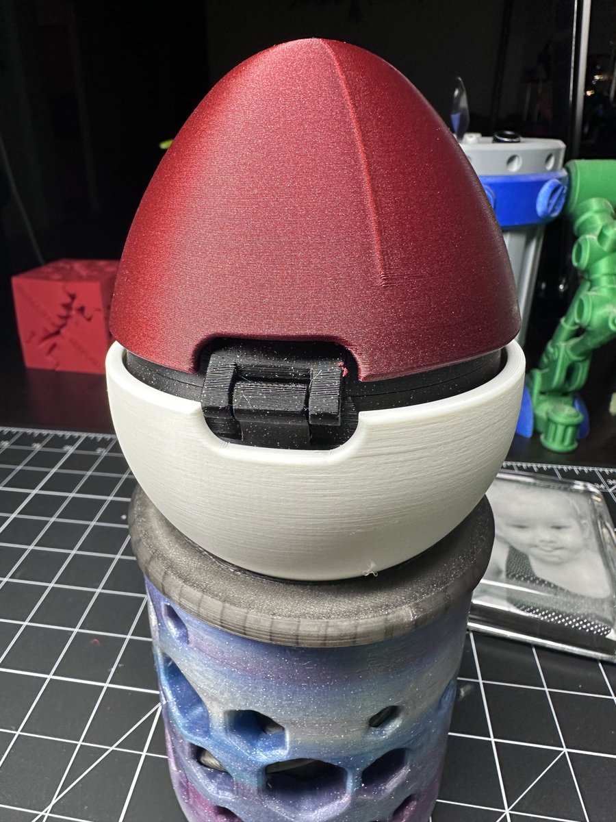 TheLightSpeedz's tweet photo. FREEEEE NOW "Unleash the #Pokemon Trainer within! 💫 Bring the enthralling world of Pokemon to life with this uniquely designed 3D #PokeEgg model available exclusively on @thangs3D. No glue, no supports, just the pure joy of #3DPrinting. Click for more! https://t.co/QYp8i2jTZM 🚀"