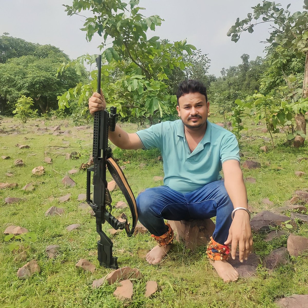 चर्चे हमेशा उन्ही के हुआ करते हैं,
जिनके अंदाज़ अलग हुआ करते हैं।