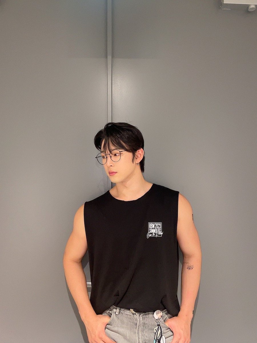 official_ONEUS's tweet photo. [#이도]
패밀리콘 끝♡ https://t.co/wm6wkz8vof