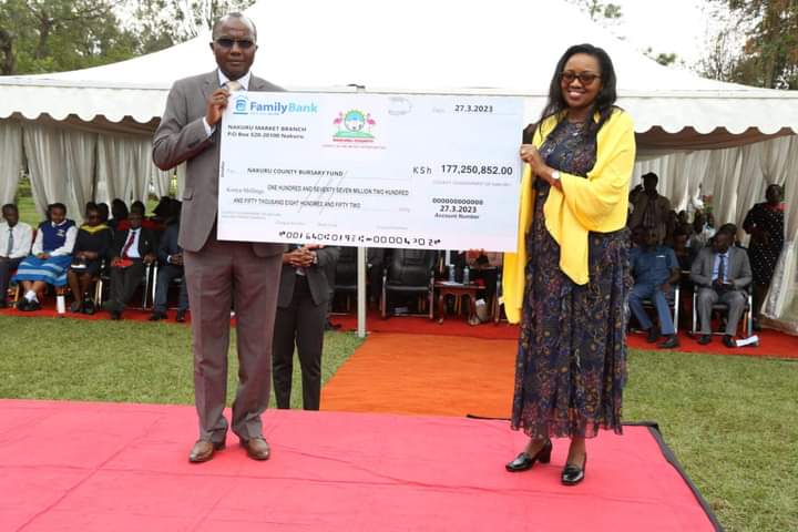 mukabialumera's tweet image. Nakuru County made a wise decision by electing MamaWaKazi Governor H.E Susan Kihika , who has brought about better and long-lasting solutions for our county. 
#FocusedOnServiceDelivery 
#KaziBilaKelele 

Azziad #JaneAndSolomon Twiga Foods Sondu Simba Arati