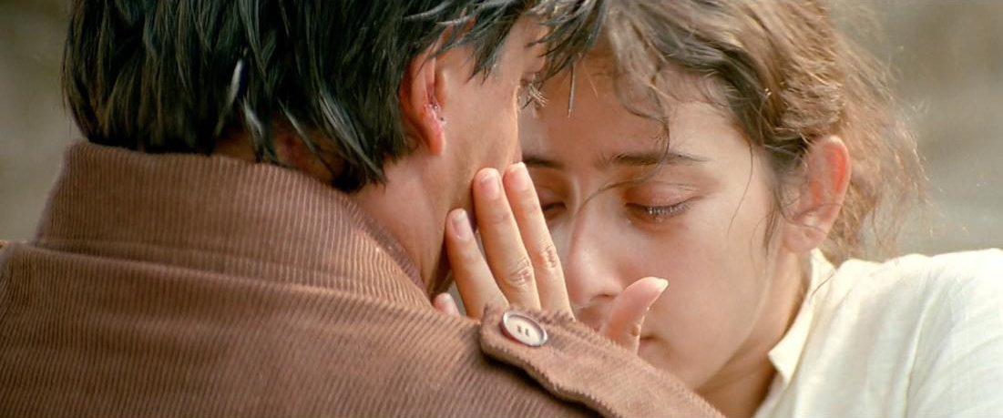 zematut's tweet photo. 25 years of dil se... https://t.co/RXr9qlStp4