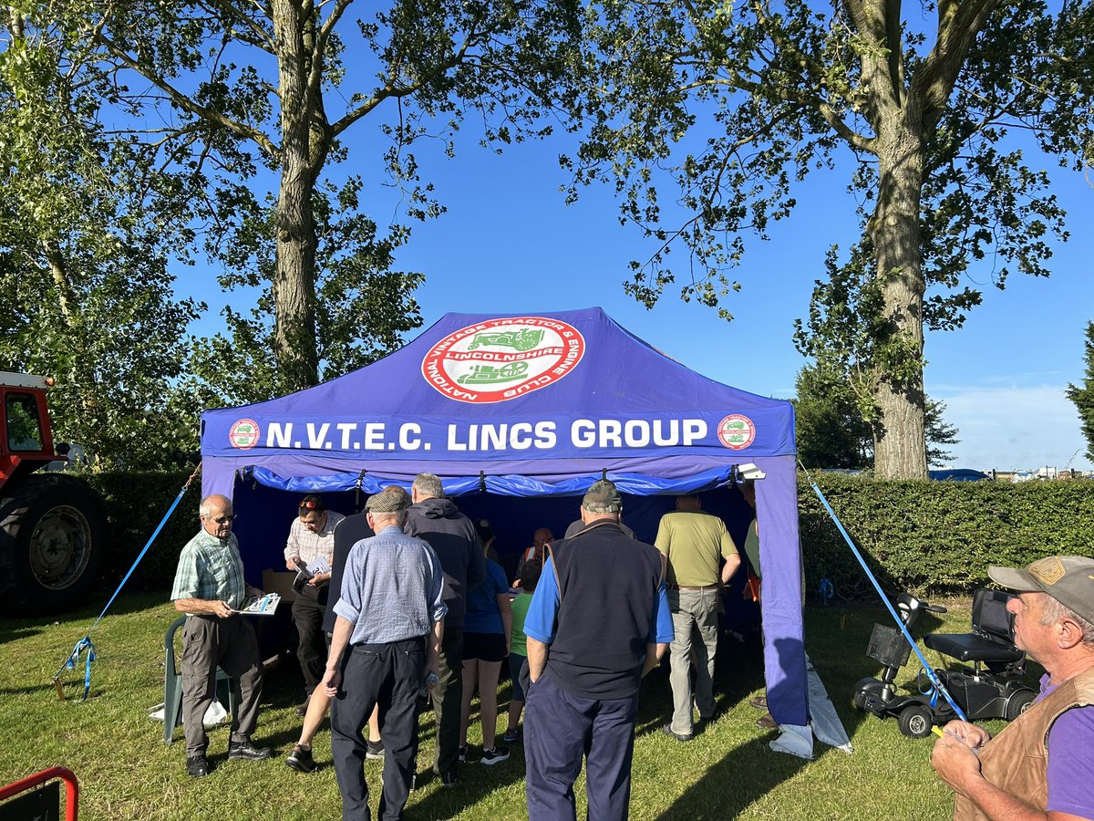 NVTEC_Lincs's tweet photo. And just like that the 2023 LSVR is over. It’s been a fantastic two days exhibiting lots of members various machinery. Fun has been had around the show, the bar and the steam fair. A wholeheartedly thank you to all members that exhibited, marshalled or help to setup/takedown. https://t.co/oCSpz6bIUr