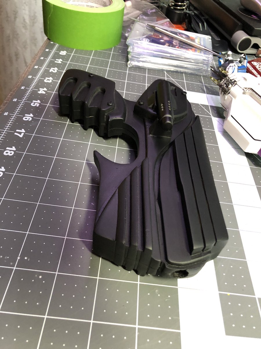 GeekToyLove's tweet photo. Almost forgot to post this. I got the Century Casting PK Pulse Pistol all black. Haven’t decided if it’ll stay black, be Aeryn’s or end up as a Wynona. 

I guess I could leave the decision up to whoever wants to buy it? https://t.co/LmOJA1dVhf