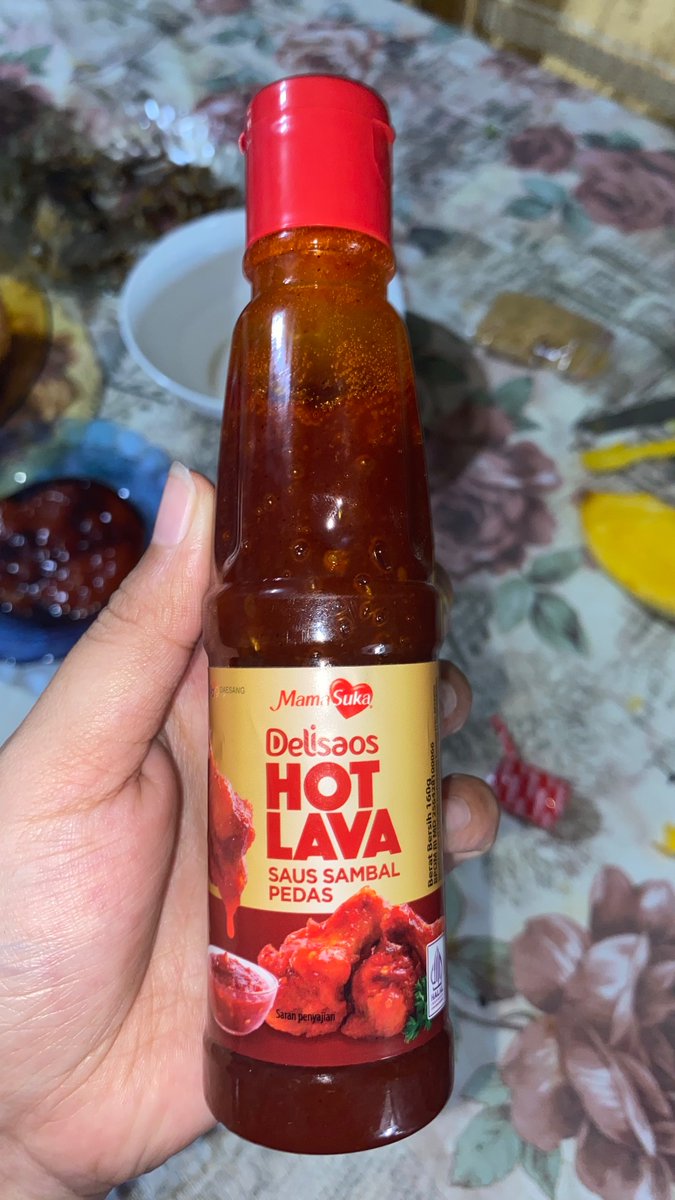 min <a href="/MamaSukaID/">MamaSuka Indonesia</a> ini td siang aku beli di indomaret pas dibuka kek bunyi poof gitu trs pas aku bandingin sm punyaku di rumah beda kayak ada bubble bubble gt padahal kadaluarsanya masih lama gmn ya min. ini yg piring punyaku yg dah mau abis yg bawah yg baru aku beli