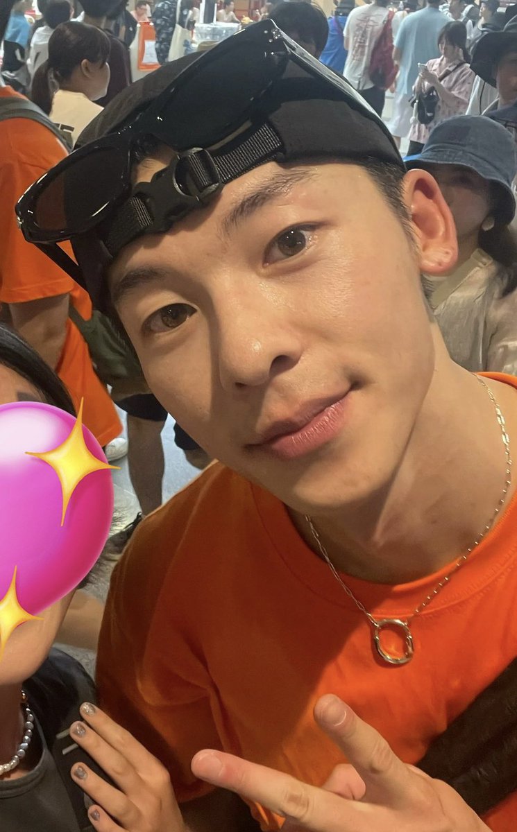kuanghanway's tweet photo. 세월이 3초전이셔 ? https://t.co/KGIMEAW8Ua