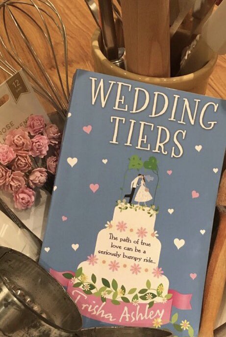 There’s nothing quite like enjoying a slice of cake 🍰 while reading a @trishaashley book and being whisked away into Trishaworld 📚 

“Wedding Tiers”
by Trisha Ashley

📚🎂🍰🎂🍰🎂📚
as well as the added extra of included recipes 

#BookTwitter
#RomanticComedy
#Books
#Baking