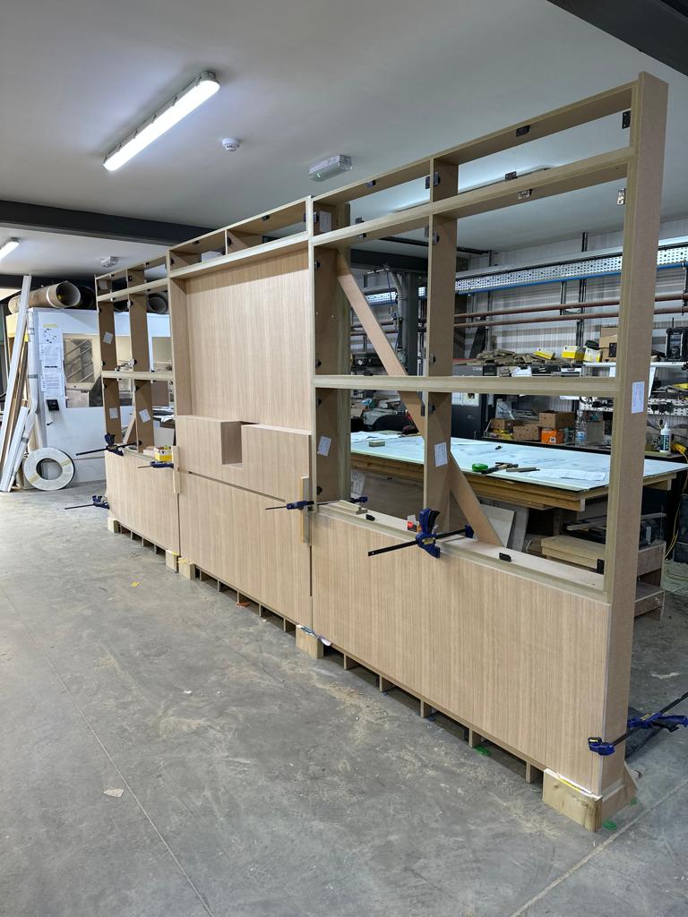 Cre8Joinery's tweet photo. Check out this new bookmatched oak veneer AV wall that we are currently working on in our factory. This AV wall is built to the highest quality and will become a stand-out feature in this building.
#bespokejoinery #bookmatched #oakveneer #interiordesign #ukfactory https://t.co/O2aTOX9rbQ