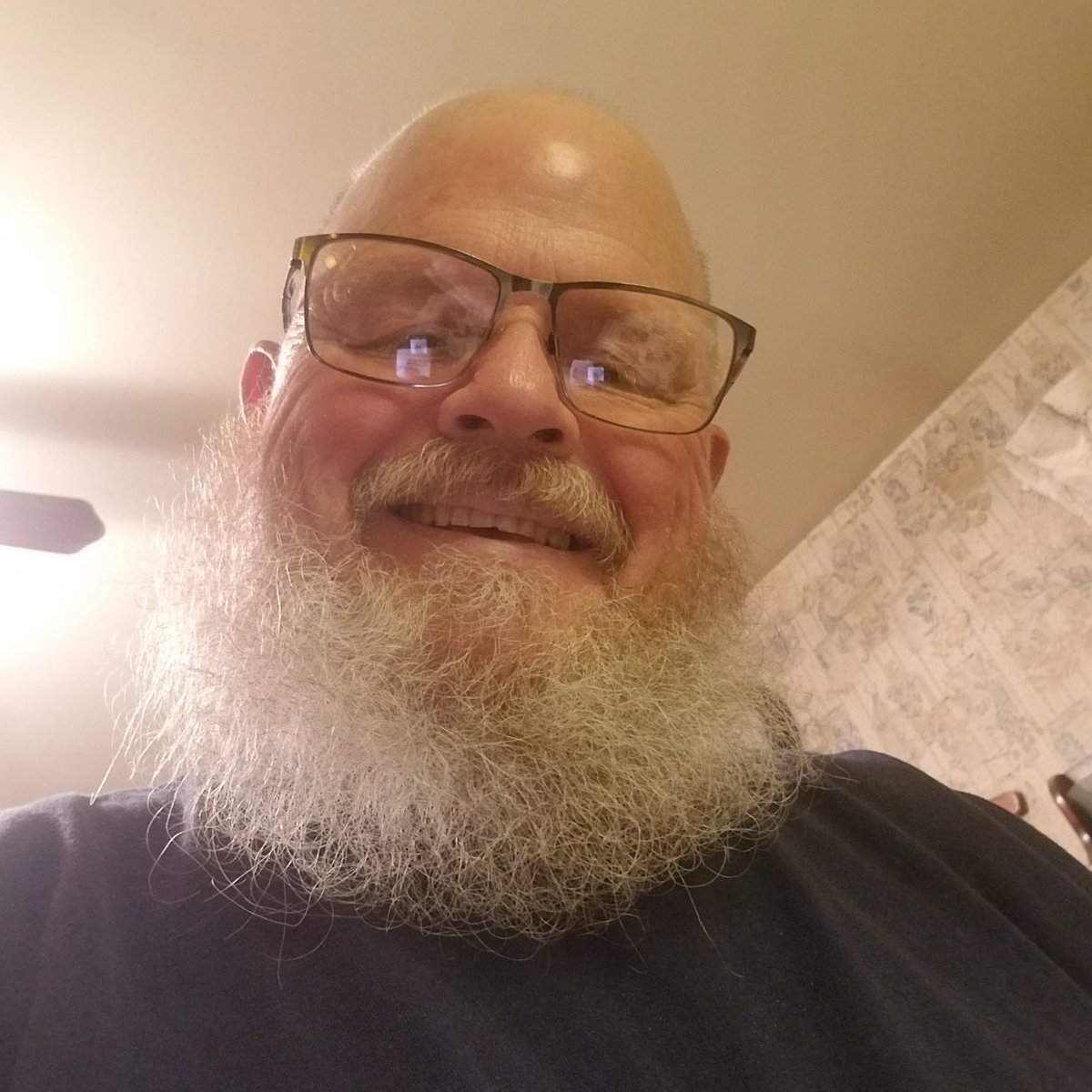BinionElmer's tweet photo. #NewProfilePic https://t.co/QqXh4rGmpf