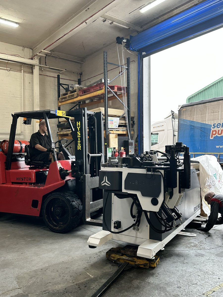 CPCases's tweet photo. Introducing our incredible, state-of-the-art tube bending machine that has just made its grand entrance!

We couldn't contain our excitement last Friday as we unloaded this powerhouse into its brand new home in our metal work department.

Another massive thank you to @VLBGroup! https://t.co/Yj3kfjrcXl