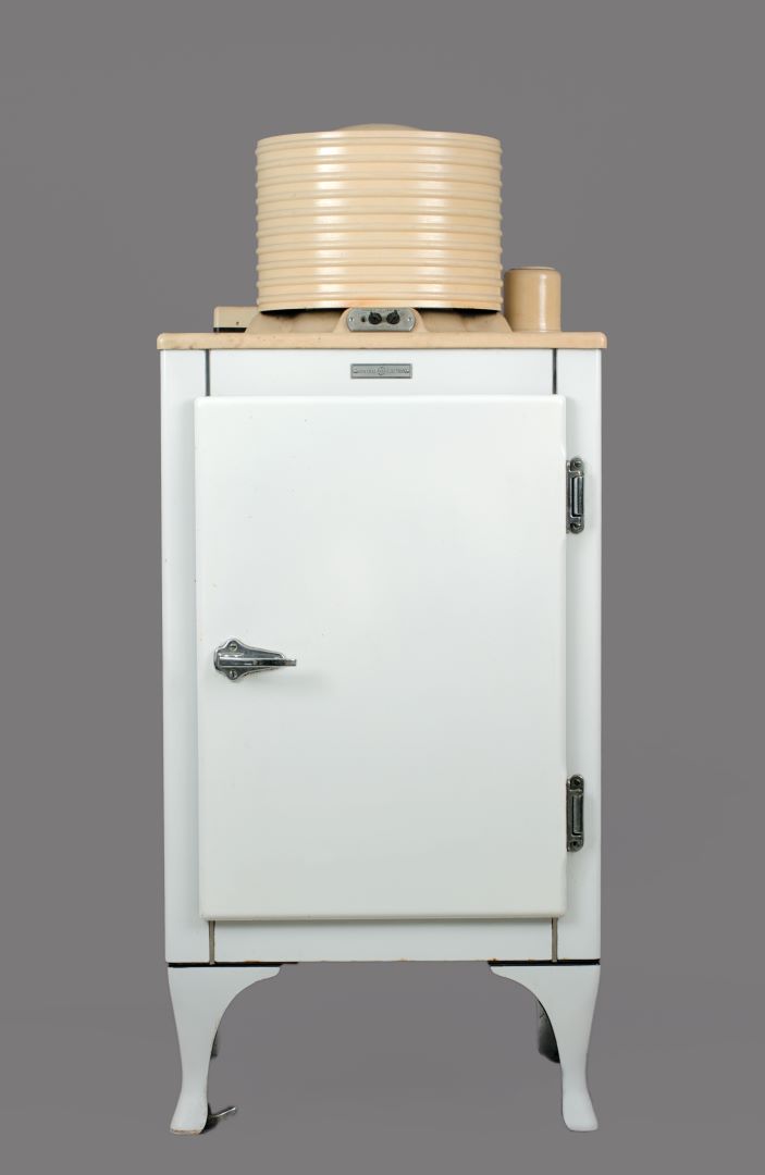 How are you keeping your drinks cold this summer? 
In 1927, General Electric marketed a refrigerator with a compressor mounted on the top that resembled the gun turret on the Civil War iron-clad ship named the USS Monitor. It was America’s best-selling refrigerator - 1927 -1937.