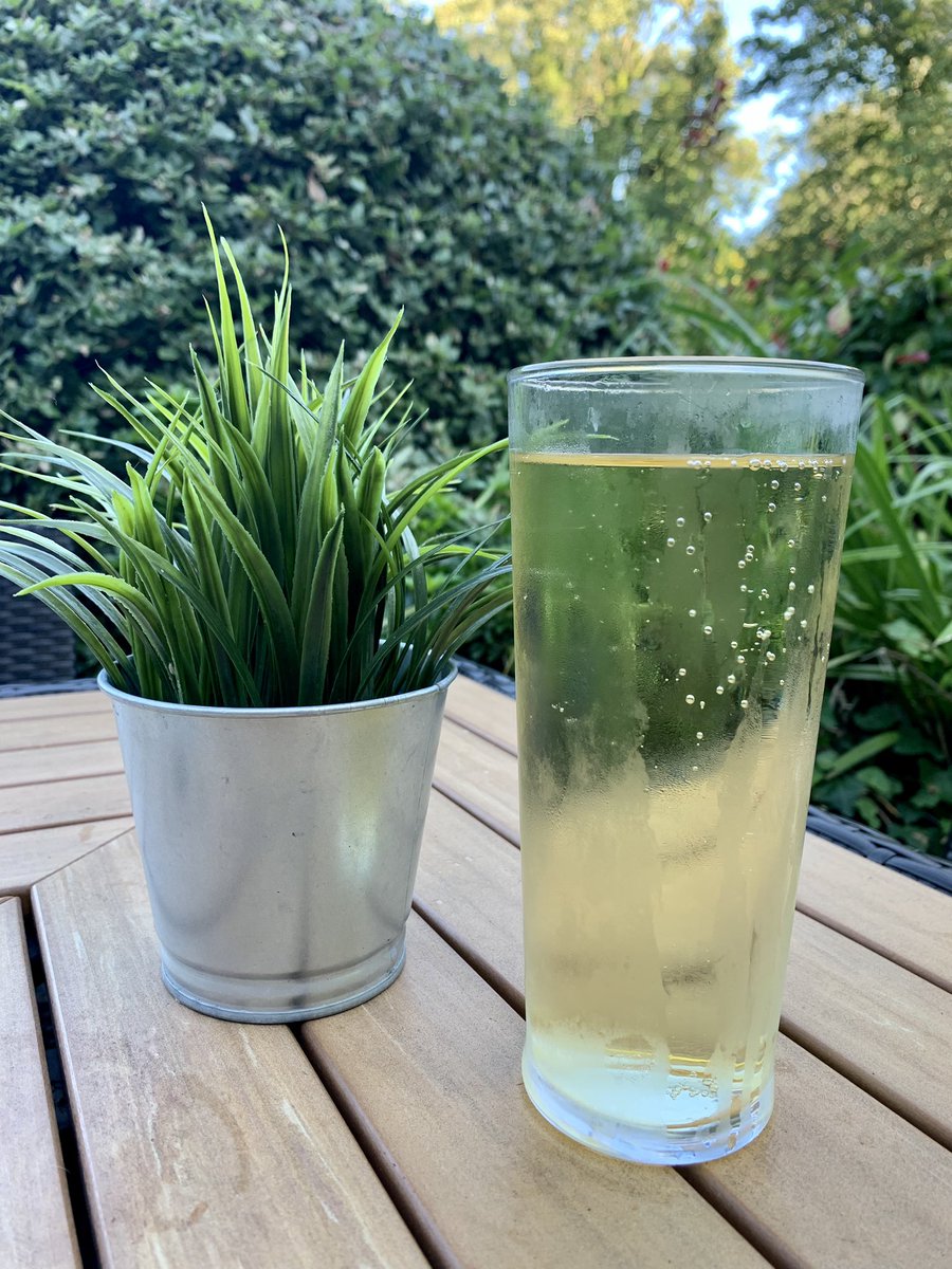 loulouscorpio's tweet photo. had to do to regain control so I did 5 mins on the bike - yesterday I managed another 5 along with a fabulous #swimble &amp; a lovely walk around the outskirts of @CockingtonPark &amp; wow those endorphins are GOOD!! https://t.co/dMeh7nVEPM