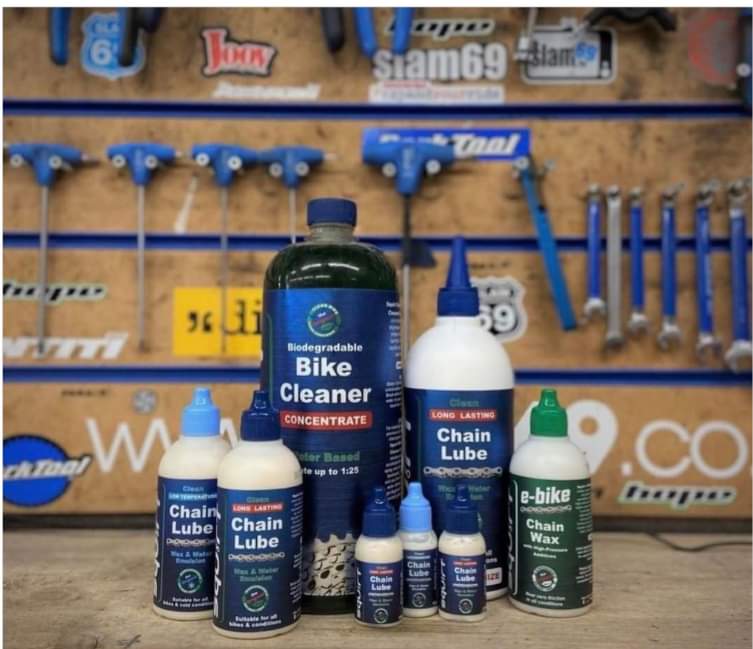 Squirtlube_SA's tweet photo. This is our type of workshop ๐
#SquirtCyclingProducts #BikeCareProducts #ApplyPerformance https://t.co/RXXKBHoOwT