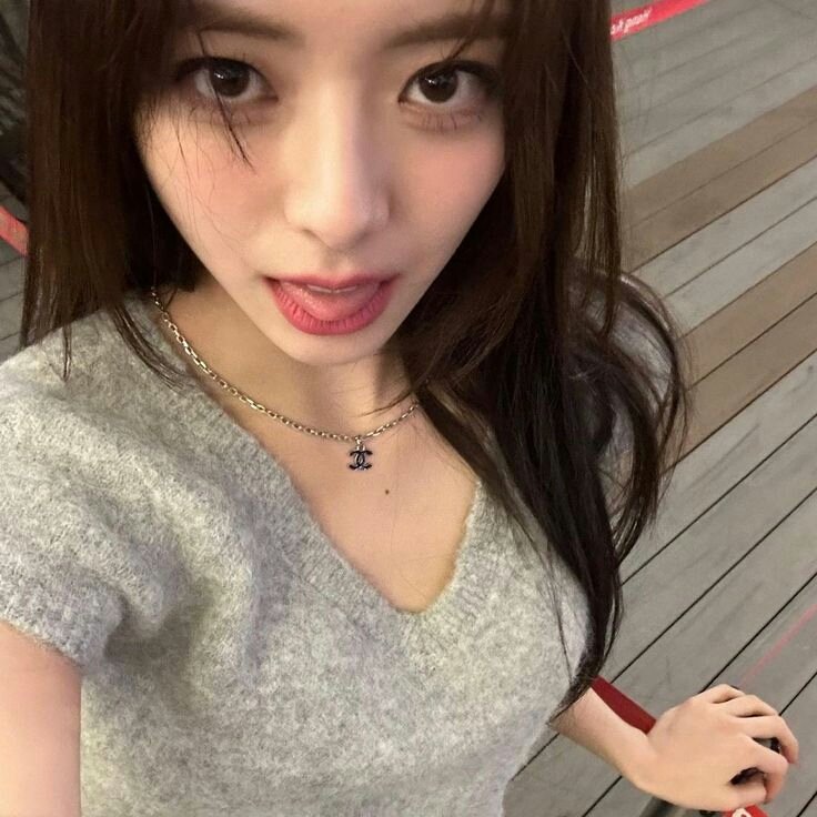 repost..🍀

[ day (?) finding moots~]

 hii I'm aela and I'm looking for interactive #moots !

— she/her , '07
— not new to #kpoptwt &amp; #stantwt
— nwjns, lsrfm, enha, ive, itzy, svt, txt
— any fandom is welcome !

♡ / ↺ are appreciated ; to spread ^^
help me gain more moots! 🪷