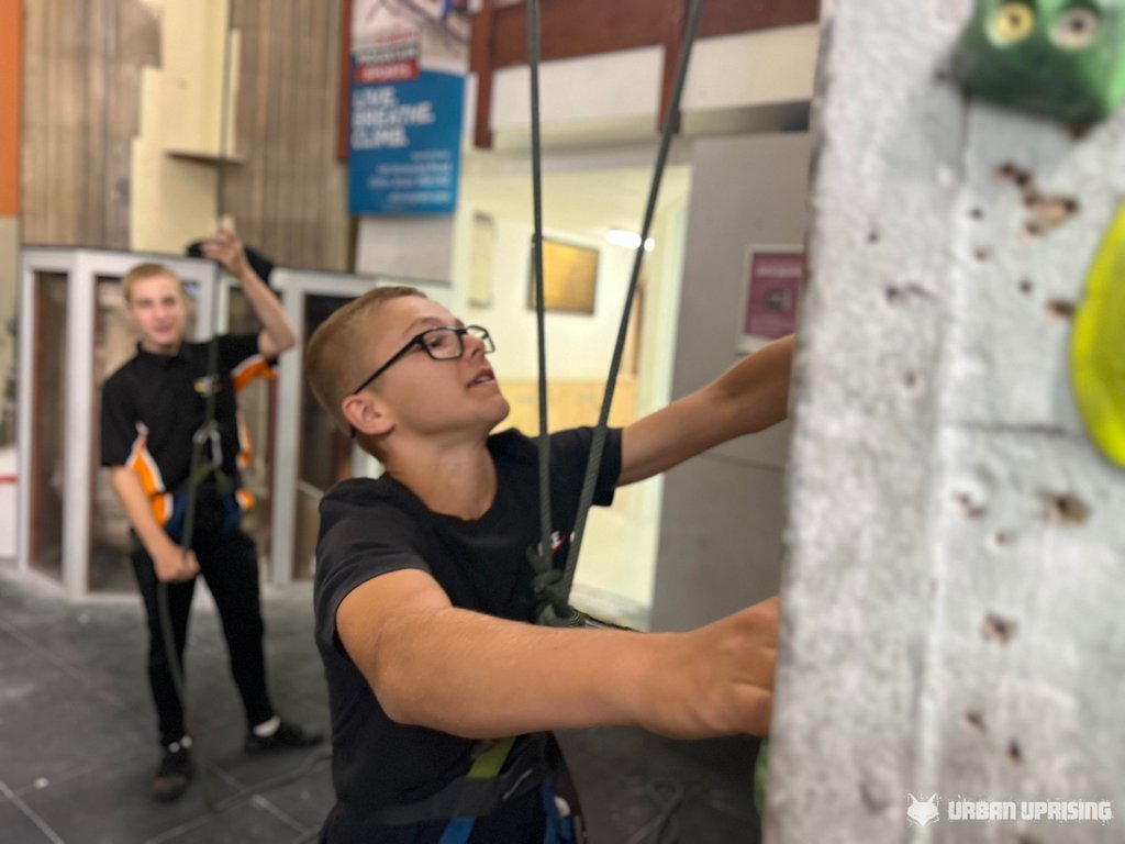 urbanuprisinguk's tweet photo. Our last programme in Bristol for this year has come to an end! This group from @nortonhill @PrincesTrust have come on leaps and bounds in not only their climbing but in their confidence, resilience, communication and reflection skills 🤟

📸 Phil Kerswell 🙏 https://t.co/c8akt35lMu