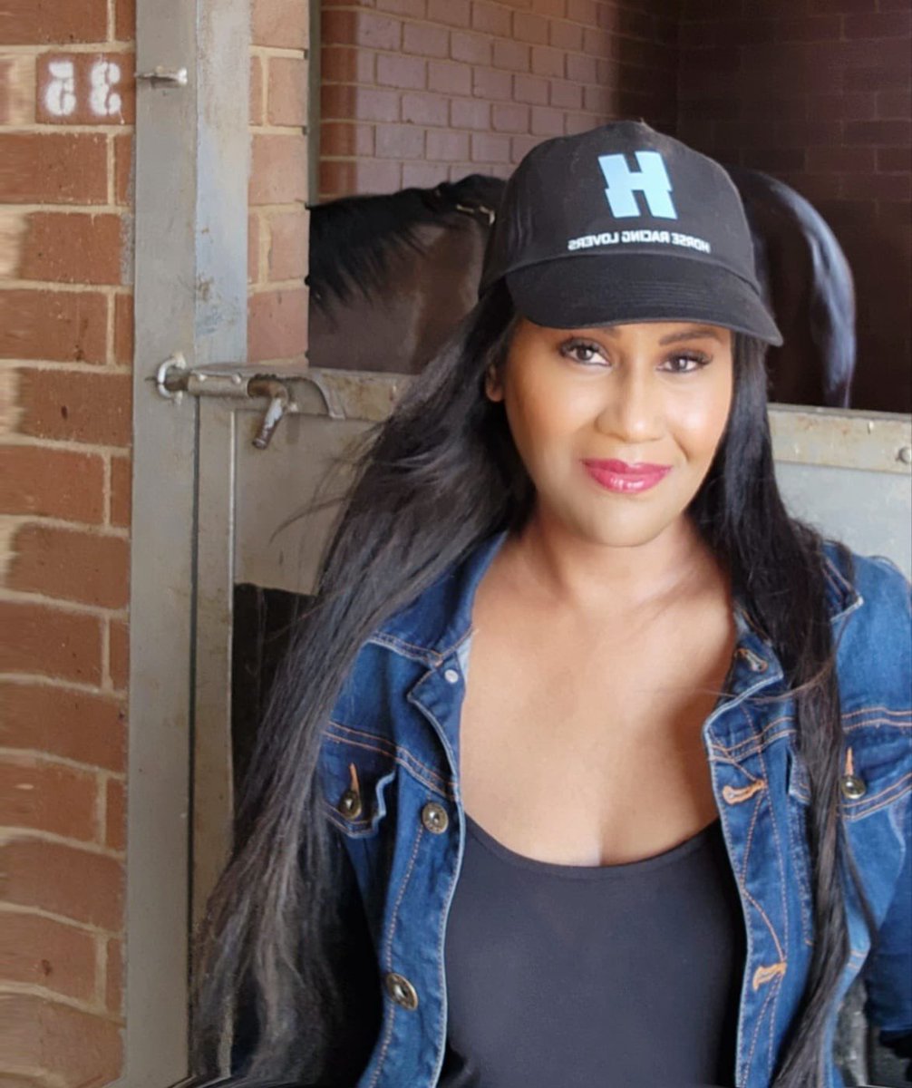 ThoroughbrdTale's tweet photo. This week our guest host is @DeshiniHarry. A Social Media Specialist in the Horse Racing Industry and part of the @hracinglovers community, Desh will be taking us behind the scenes of South African Horse Racing #ThoroughbredTales https://t.co/5RJjVRsWAi