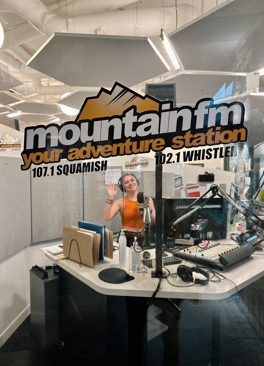 I’m officially a professional radio presenter! 🔊

After 5 years since my first radio show, volunteering at 4 radio stations, 1 producer job &amp; 1 station manager job
this is my first paid presenting job!

So pleased to be a <a href="/Rogers/">Rogers</a> presenter for <a href="/MountainFMradio/">Mountain FM</a> 
in Whistler! 🕺🏼📻