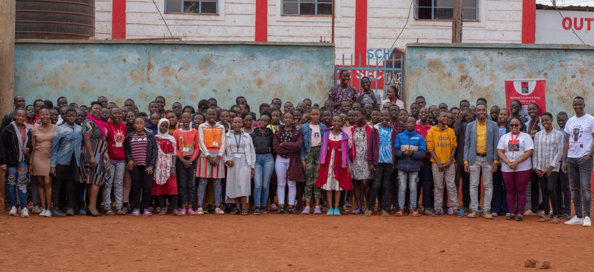 CMETrust's tweet image. On day 4 of the  #AugustHolidayProgram, we tackled Purpose and Goal Setting led by @TheIrungu from @LEADustawi.
Purpose gives meaning to our lives making one bold and strategic. Once a goal has been set, envisioning it makes it more realistic.
#CMETrustAt17 
#GoalSetting