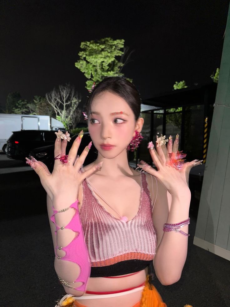 ujiminphoria's tweet photo. KARINA FROM AESPA https://t.co/EJcMUmem4V