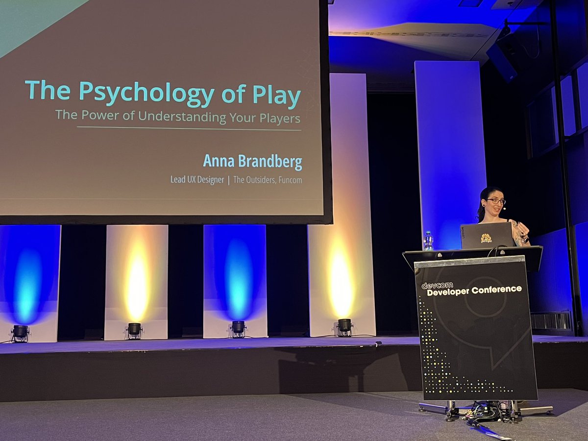 Celia Hodent (@celiahodent) on Twitter photo Hands together for <a href="/annabrandberg/">Anna | @annabrandberg.bsky.social</a>’s opening keynote at #ddc2023, of course talking about #UX and the psychology of play! 🤓 Hands together for <a href="/annabrandberg/">Anna | @annabrandberg.bsky.social</a>’s opening keynote at #ddc2023, of course talking about #UX and the psychology of play! 🤓