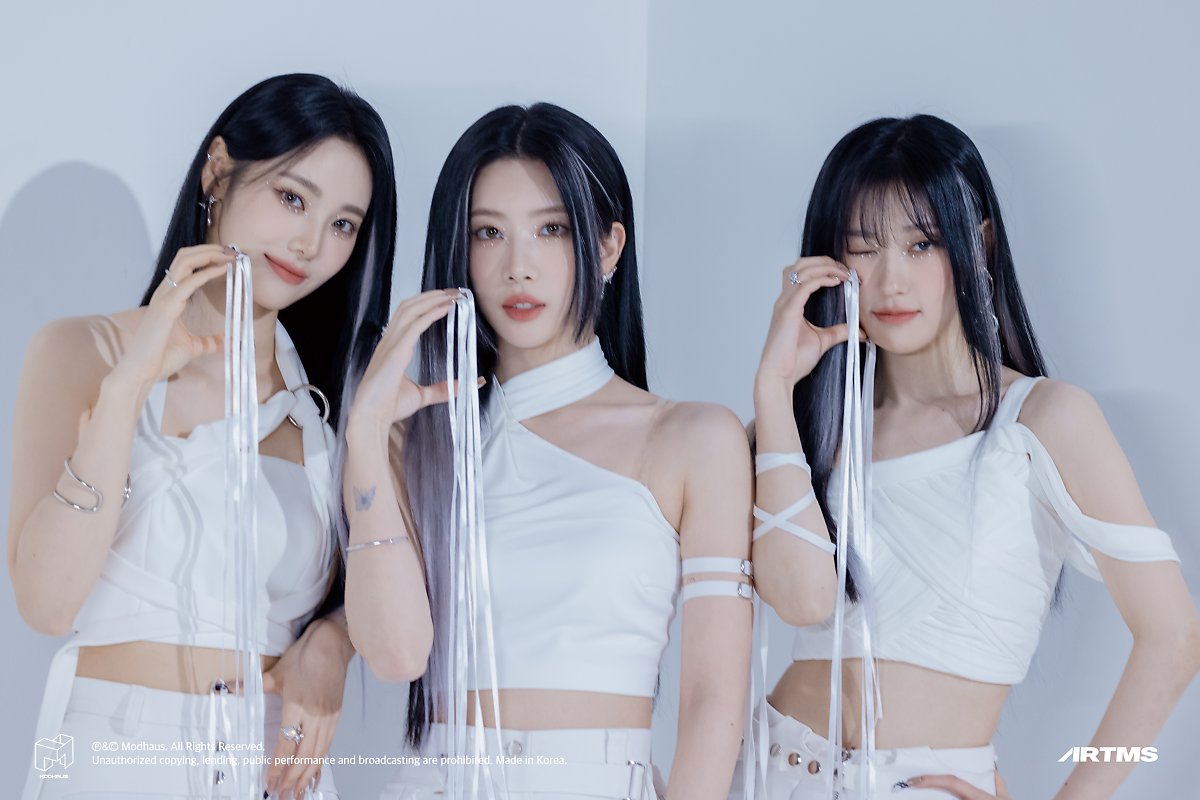 [ARTMS] ODD EYE CIRCLE <Version Up> 자켓현장 비하인드 2탄

naver.me/5FhchnuX 

#ARTMS #ODDEYECIRCLE
#KimLip #JinSoul #Choerry