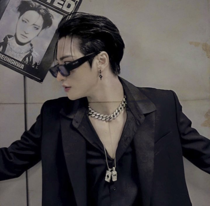 seonghwastarr_'s tweet image. ✦ ﹑ 𝙥𝙖𝙧𝙩𝙣𝙚𝙧𝙨 𝙞𝙣 𝙘𝙧𝙞𝙢𝙚 🤍🖤

#ATSD #AtinySelcaDay #성화 #에이티즈