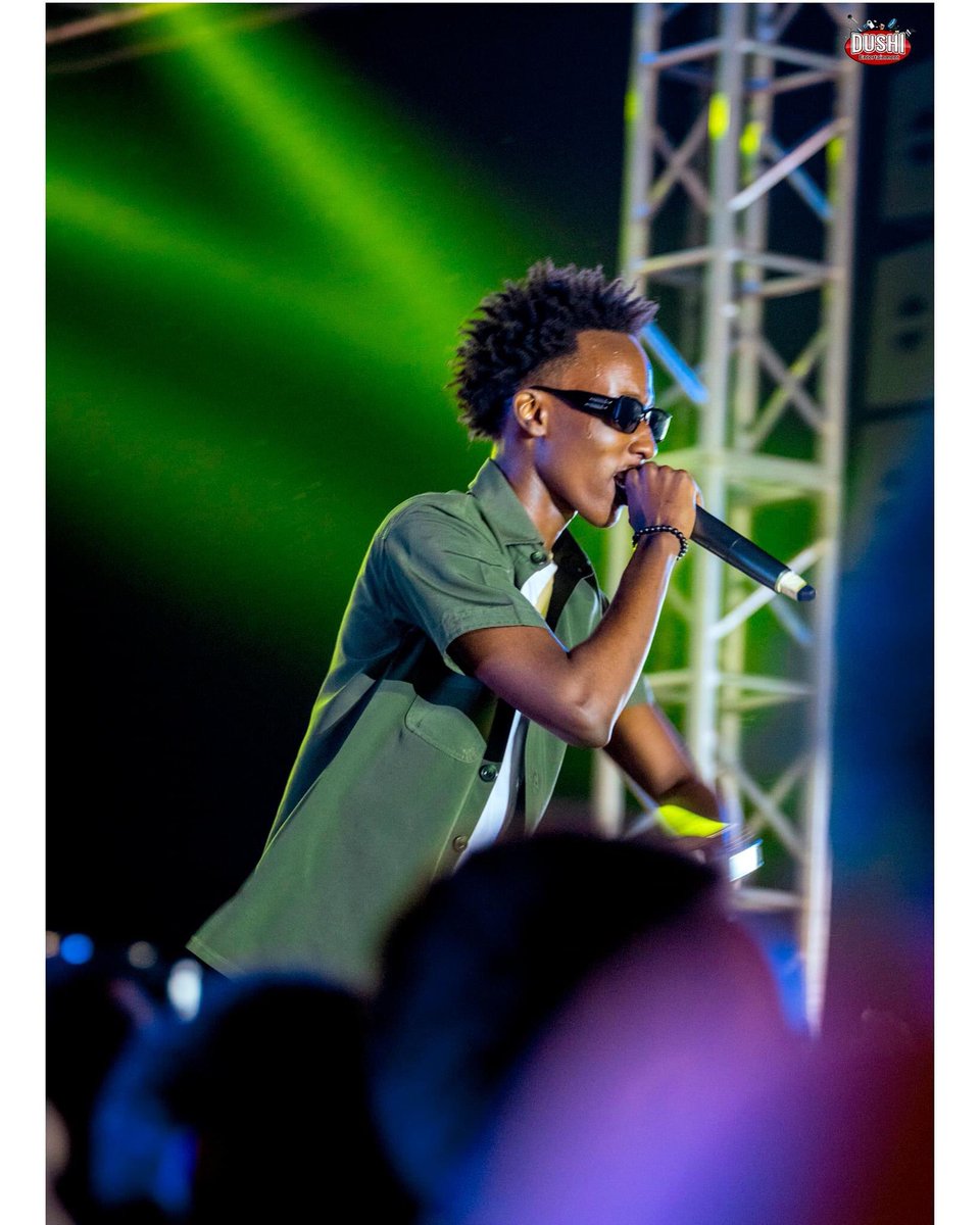 iamelysgretta's tweet photo. @theecember l un des plus grand artiste de cette nouvelle génération 

#kigingisummercomedy 

📷:#Dush https://t.co/QqJPkx0MSY