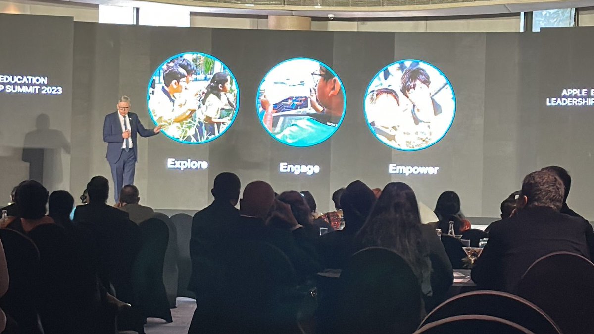 Enjoying sharing learning experiences in a digitally connected world <a href="/AppleEDU/">Apple Education</a> in Delhi. Some great ideas being shared by #AppleDistinguishedEducators.