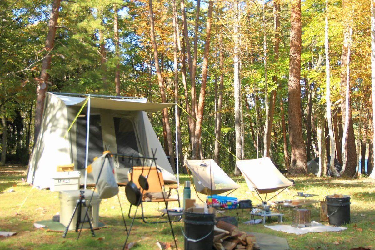 kinchancamp's tweet photo. 【プロフ更新】
キャンプ歴:2015～
拠点:岐阜
テント:Kodiak6,Fairbanks,ルーマニア軍幕
最近:遠山ジンギス推し

キャンプ友達が作りたくTwitter始めました。
気軽にコメント いいね リツイートして下さい♪

#きん自作道具
#キャンプ好きと繋がりたい
#キャンプ好きとして軽く自己紹介 https://t.co/DGQvaVsORp