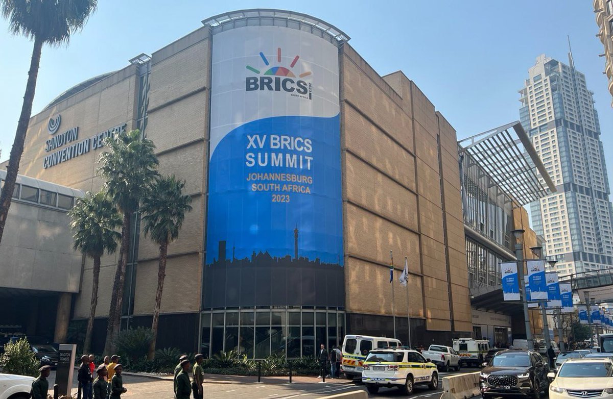 BonsoDekebo's tweet photo. Ethiopia formally applies for BRICS, the powerful grouping of the world's leading emerging market economies for the sake of development. #Ethiopia_BRICS #BRICSSummit2023 @BRICSinfo @BRICSNewsFR @BRICSNewsFR @TetherBrics @BricsJournal @TheBricsPost https://t.co/cqotZ7XREP