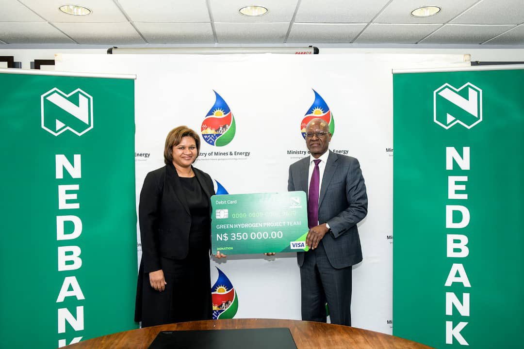 <a href="/NedbankNam/">Nedbank Namibia</a> donated N$350 000 towards the Green Hydrogen as part of its environmental sustainability, having pioneered the establishment of its Go Fund 22 years ago.

The donation was received by Minister of Mines and Energy Tom Alweendo today who said that the contribution