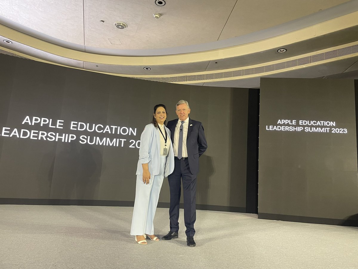 A pleasure to reconnect with a former OIS colleague who is leading out on learning opportunities in a digital ecosystem <a href="/AppleEDU/">Apple Education</a> <a href="/Farah_M/">Farah Misquitta</a> #AppleDistinguishedEducators