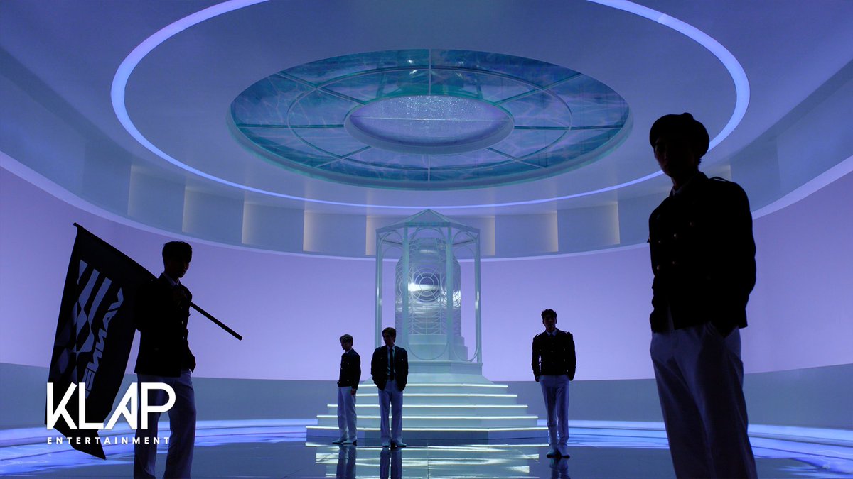 VANNER(배너) 1ST MINI ALBUM 
[VENI VIDI VICI]

PERFORMER M/V

🔗 youtu.be/peOt8HqVlLQ

#VANNER #배너
#VENI_VIDI_VICI #PERFORMER
#배너는_당신의_PERFORMER